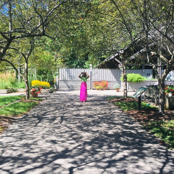 Meet your Posher, Nikki - Picture 3 of 6